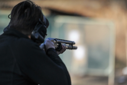 У планировавшего устроить стрельбу в школе за награду подростка нашли ружье
