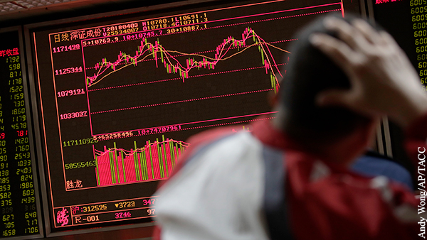 Экономика: Новый штамм напугал рынки повторением кризиса 2020 года