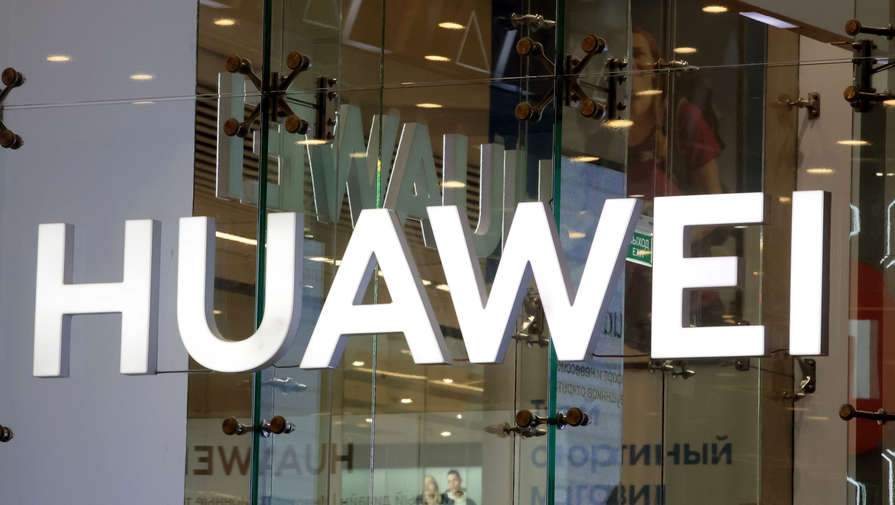 Нечем торговать: партнеры Huawei закрывают магазины в России