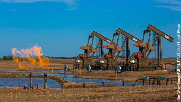 США объяснили подход к потолку цен на нефть из России