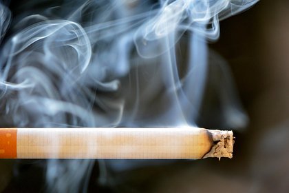 Врач предупредил курильщиков о серьезных последствиях их вредной привычки