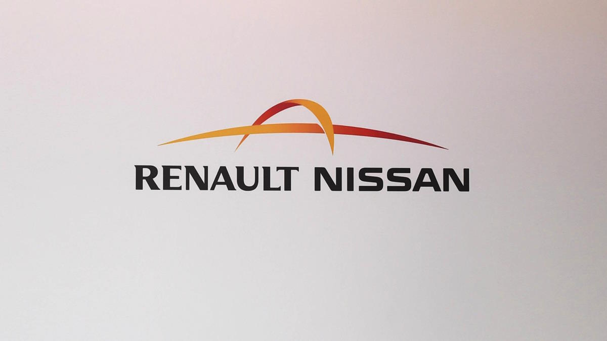 СМИ: руководство Nissan обеспокоено передачей технологий китайскому Geely