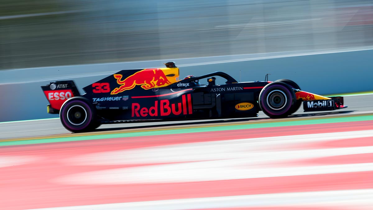 : Ford  Red Bull     Formula-1 2026 