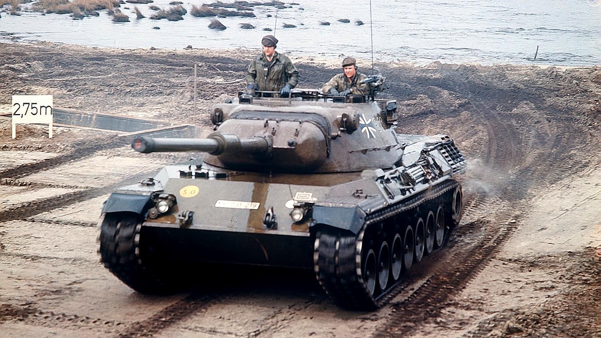 Rheinmetall     160  Leopard 1