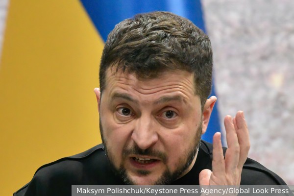 Зеленский высказал недовольство настроениями украинцев в тылу