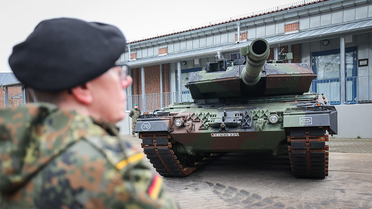 :    18  Leopard 2     