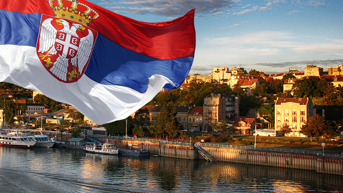 В Сербии прошел уже четвертый многотысячный антиправительственный митинг