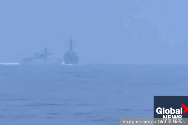 Global News: Китайский корабль пошел наперерез эсминцу ВМС США в Тайваньском проливе