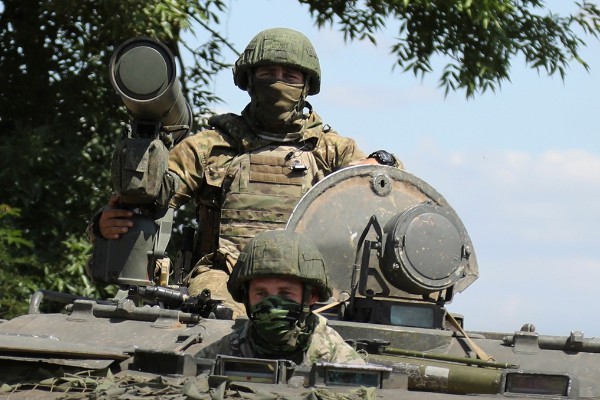 Отставной офицер НАТО Атламазоглу признал высокое качество подготовки российских войск