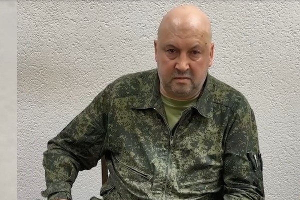 Происшествия: ФСБ и генералы Минобороны обратились к бойцам ЧВК «Вагнер»