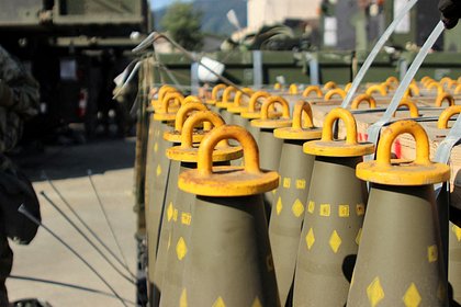 В Италии назвали безумием передачу кассетных боеприпасов Украине