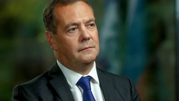 Медведев призвал Японию в полном объеме признать итоги Второй мировой войны