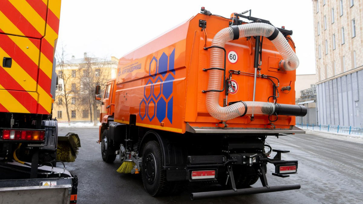 На Урале создали линейку уборочных машин для больших городов
