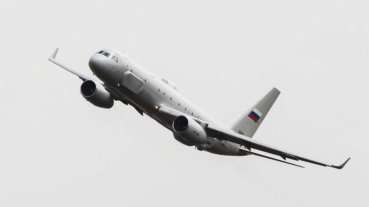 "Коммерсантъ": старые Ту-214 из авиапарка президента России могут продать