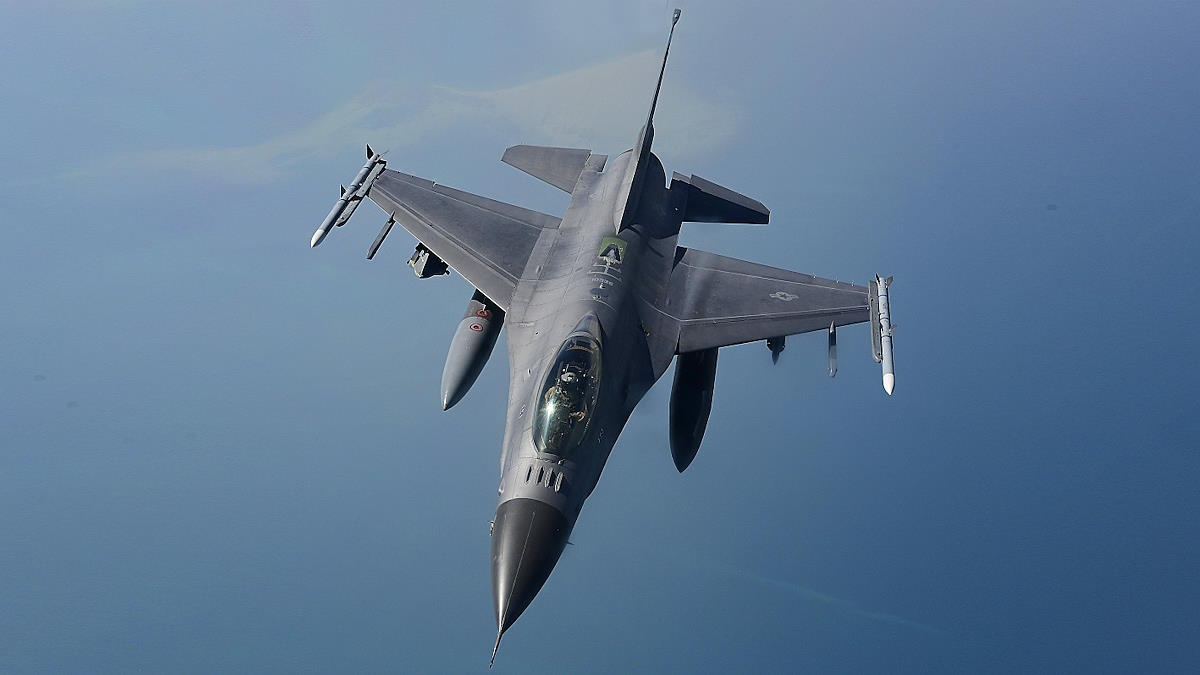   ,   F-16    -35