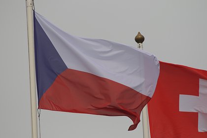 Чехия продлила запрет на выдачу виз гражданам РФ и Белоруссии