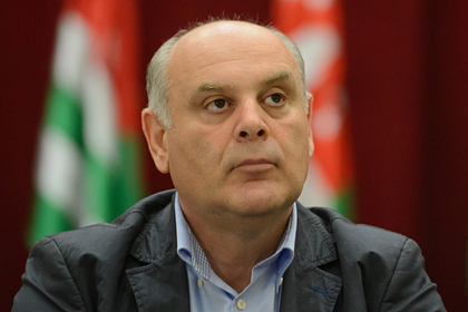 Врачи заявили об отравлении лидера оппозиции Абхазии