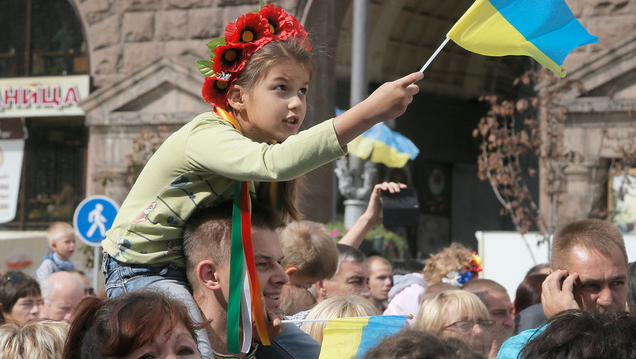 "Искусственное дробление": как Украина разделяет нацменьшинства
