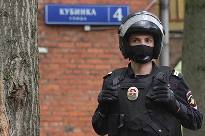 Россиян передумали штрафовать за оскорбление полицейских в интернете