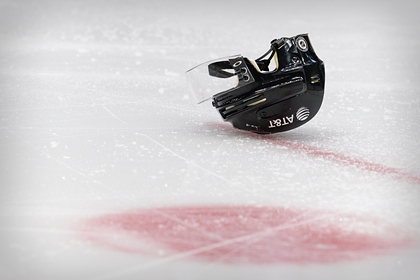 Финский судья сломал челюсть и лишился семи зубов во время хоккейного матча