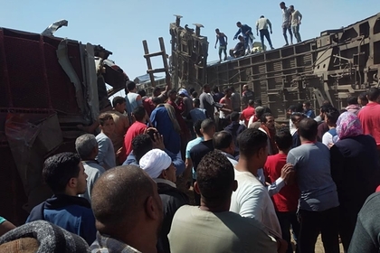 Раскрыто число погибших в катастрофе поезда в Египте