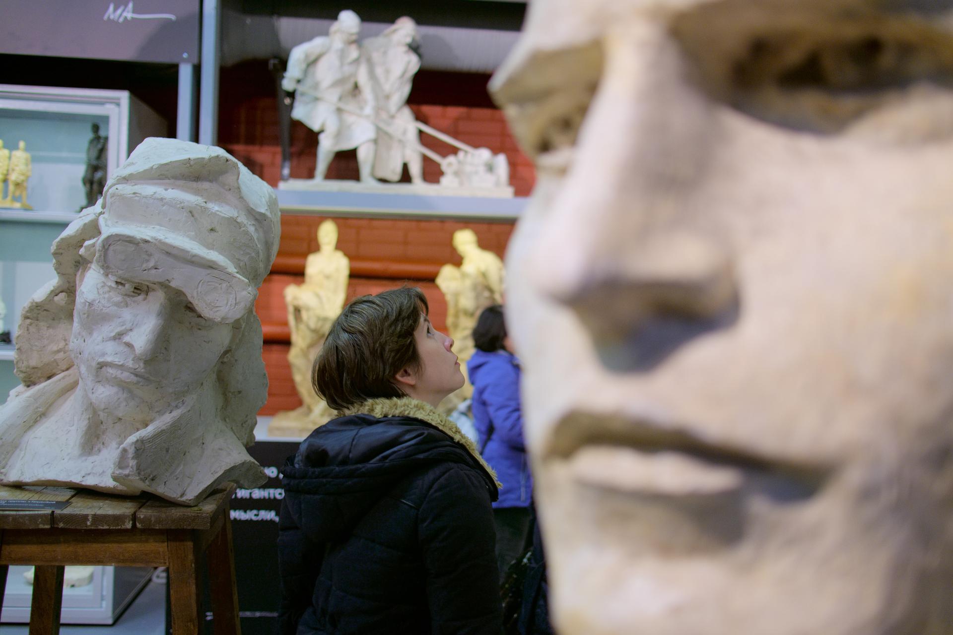 пять музеев в санкт-петербурге. новости музеев петербурга. прогулка по питеру. очередь в эрмитаж. очередь в эрмитаж.