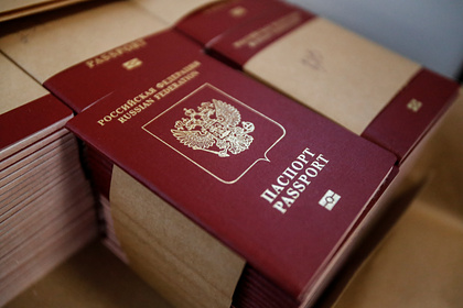 Юристы предупредили о проблемах из-за отмены обязательных штампов в паспорте