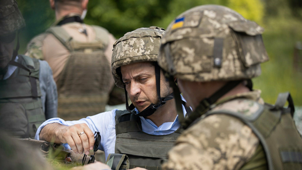 Зеленский поручил привести границы Украины «в боевое соответствие»