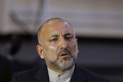 Глава МИД Афганистана назвал условие для мира с талибами