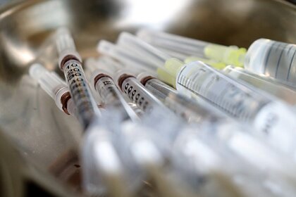 Врачи перечислили существующие в России вакцины от смертельных болезней