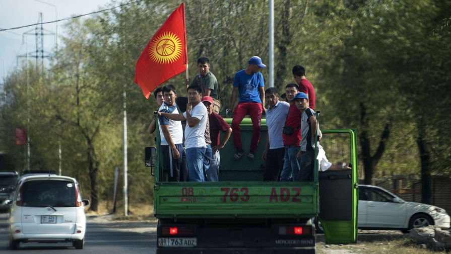 "Тут средненько с соблюдением законов": чувствуют ли русские в Киргизии подъем национализма