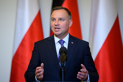 Президент Польши решил подписать спорный закон о евреях