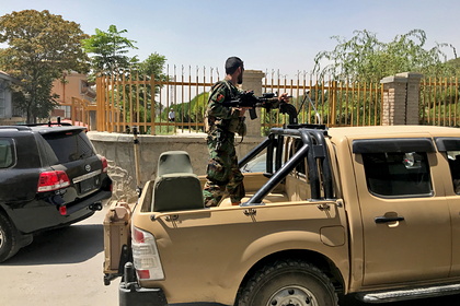 Талибы заявили о полном контроле над Кабулом