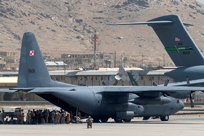 Названы сроки завершения эвакуации американцев из Афганистана