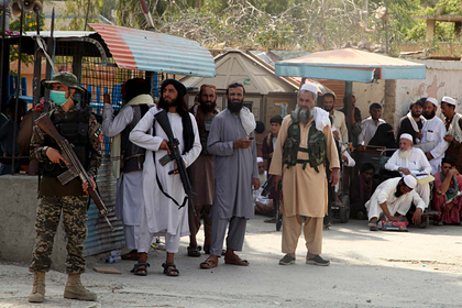 Талибов обвинили в использовании детей и стариков в качестве живых щитов