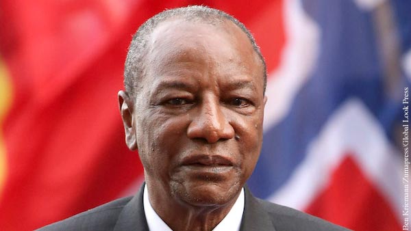 Стало известно о задержании президента Гвинеи мятежниками