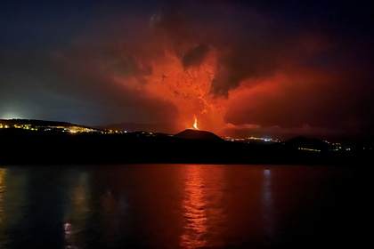 Вассерман рассказал о неочевидной угрозе вулкана на Канарах