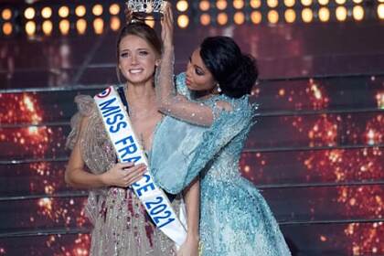Феминистки подали в суд на организаторов конкурса «Мисс Франция»