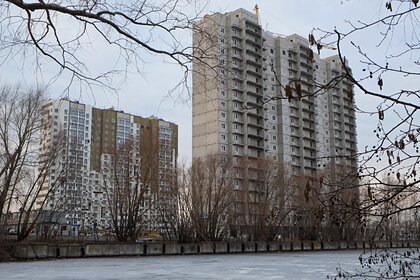 В более чем 40 городах России перестали строить жилье