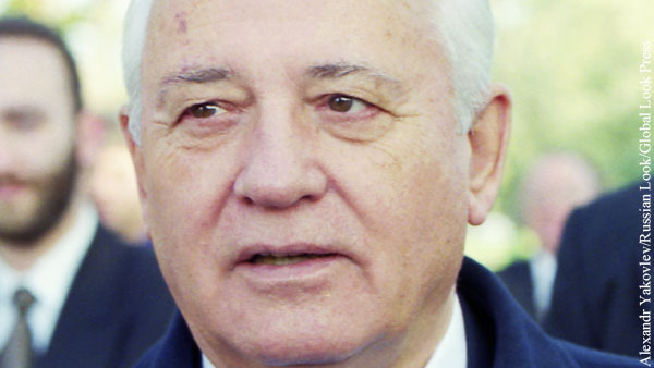 Земан призвал не забывать о роли Горбачева в «бархатной революции»