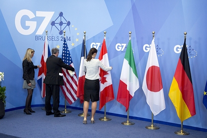 G7          