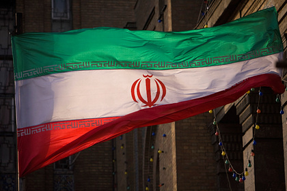 Китай призвал США снять все незаконные санкции с Ирана