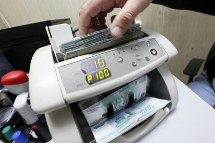 Экономист допустил ослабление рубля из-за рецессии