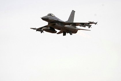 США и Украину уличили в переговорах о поставках истребителей F-16 и ЗРК Patriot