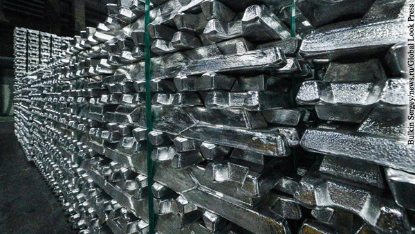 Лондонская биржа металлов (LME) объявила о решении не вводить запрет на поставки российской продукции