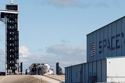           SpaceX