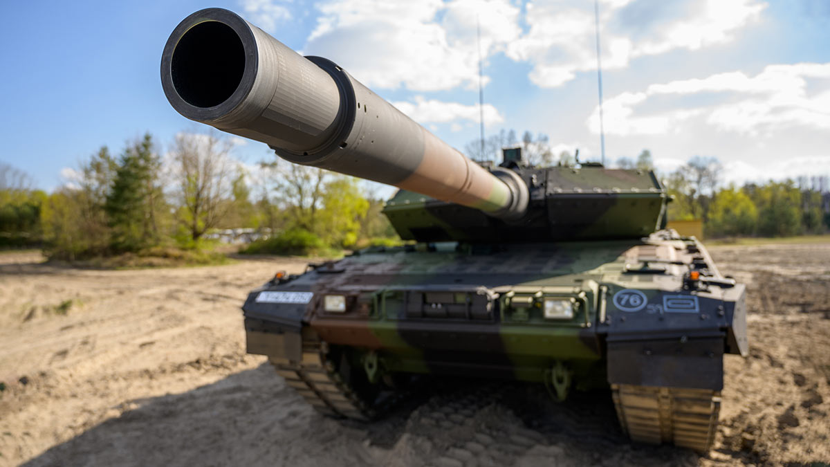 Нидерланды готовы оплатить поставку танков Украине