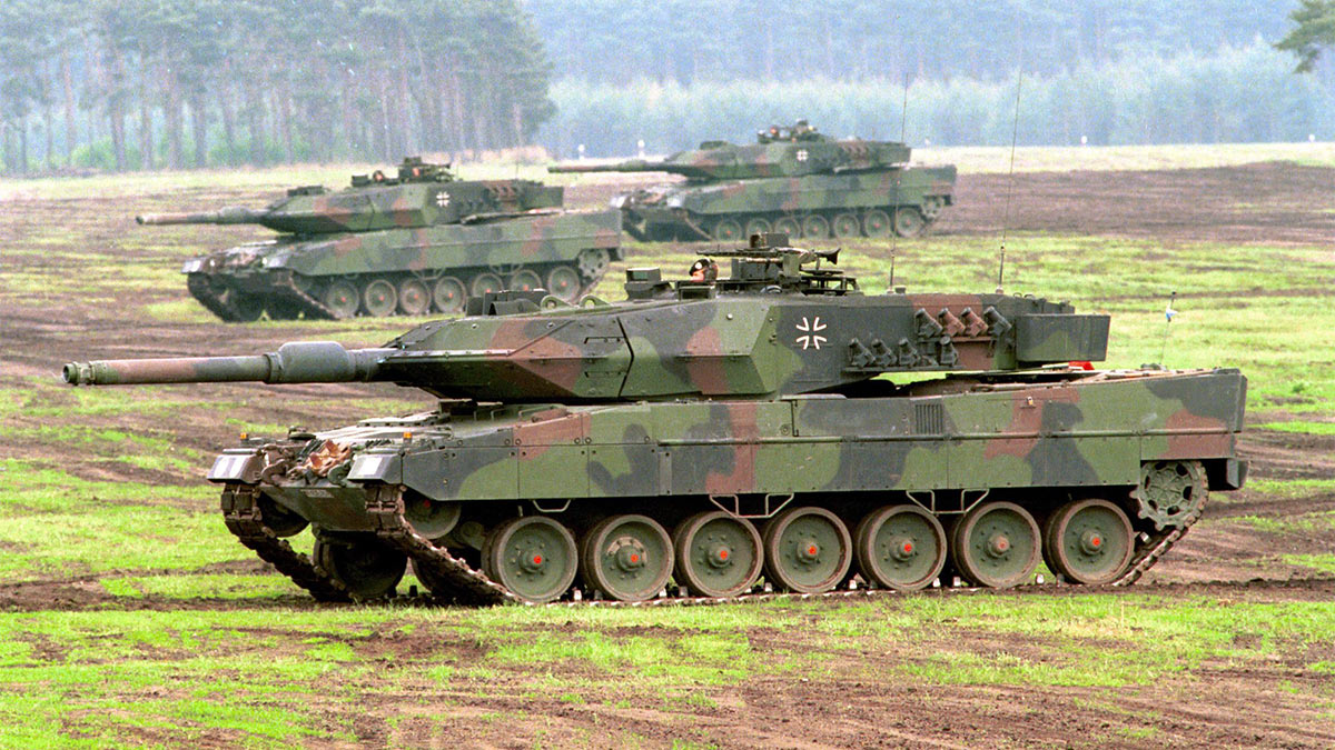 Der Spiegel:          Leopard 2