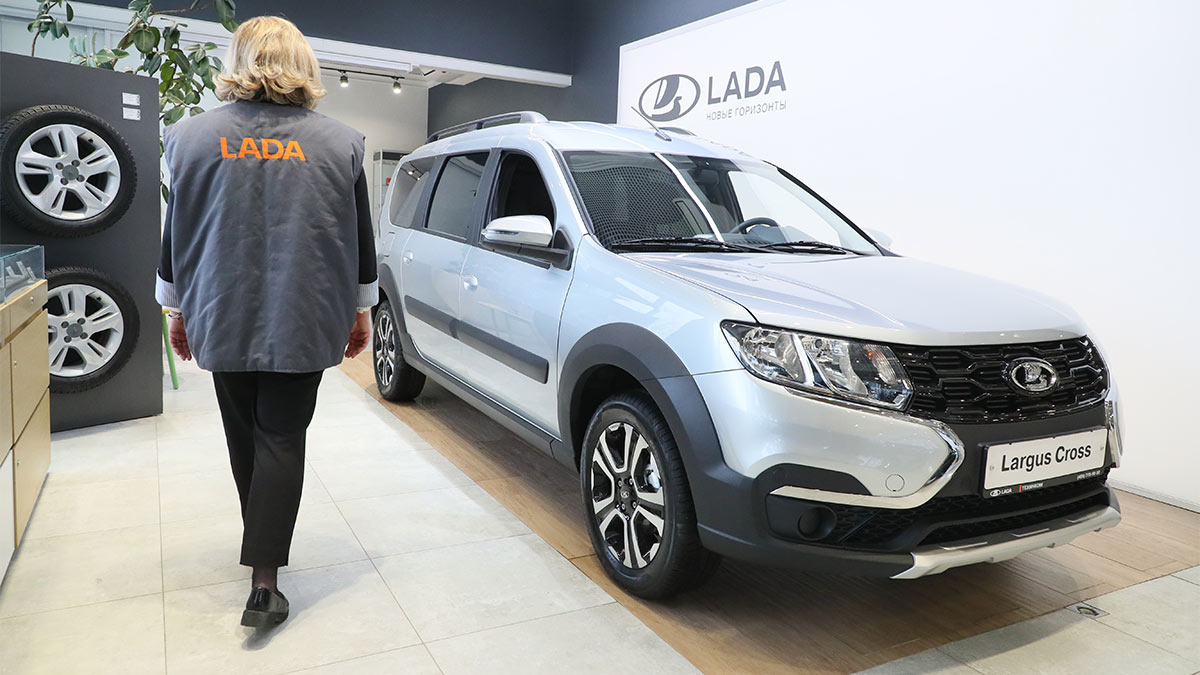       Lada Largus