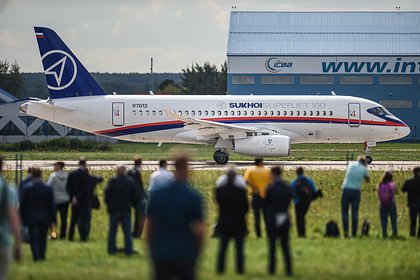     Sukhoi SuperJet  